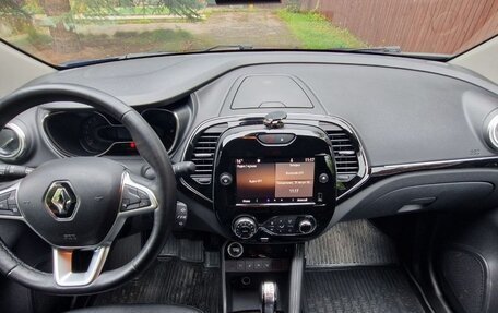 Renault Kaptur I рестайлинг, 2021 год, 1 649 000 рублей, 5 фотография