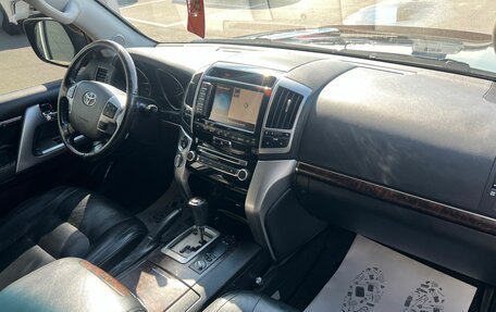 Toyota Land Cruiser 200, 2012 год, 4 549 900 рублей, 13 фотография