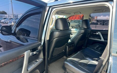 Toyota Land Cruiser 200, 2012 год, 4 549 900 рублей, 18 фотография