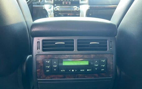 Toyota Land Cruiser 200, 2012 год, 4 549 900 рублей, 19 фотография