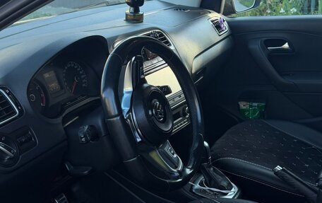 Volkswagen Polo VI (EU Market), 2018 год, 840 000 рублей, 5 фотография