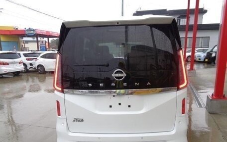 Nissan Serena, 2023 год, 2 500 000 рублей, 4 фотография