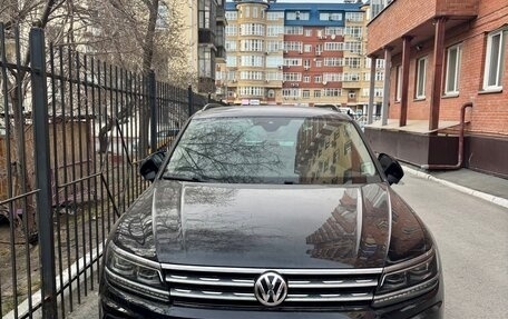 Volkswagen Tiguan II, 2020 год, 3 400 000 рублей, 1 фотография