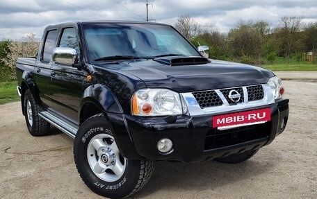 Nissan NP300, 2014 год, 2 000 020 рублей, 4 фотография