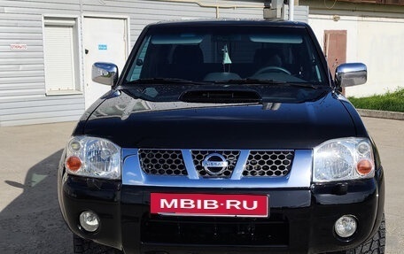 Nissan NP300, 2014 год, 2 000 020 рублей, 6 фотография