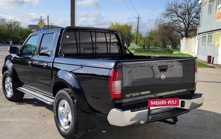 Nissan NP300, 2014 год, 2 000 020 рублей, 9 фотография