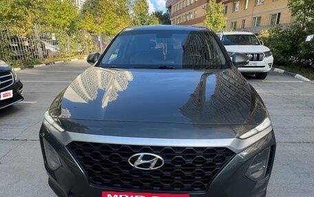 Hyundai Santa Fe IV, 2019 год, 2 800 000 рублей, 3 фотография
