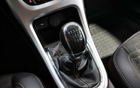 Opel Astra J, 2012 год, 610 000 рублей, 15 фотография