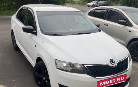 Skoda Rapid I, 2016 год, 900 000 рублей, 2 фотография
