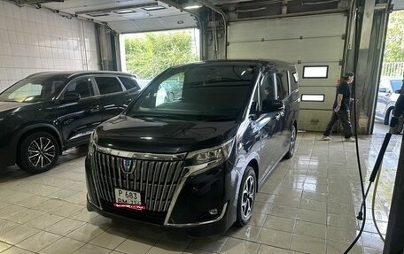 Toyota Esquire I, 2019 год, 2 400 000 рублей, 1 фотография