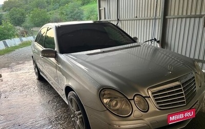 Mercedes-Benz E-Класс, 2005 год, 780 000 рублей, 1 фотография