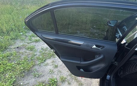 Volkswagen Jetta VI, 2017 год, 1 450 000 рублей, 10 фотография