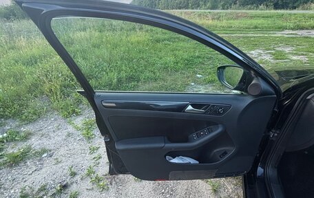 Volkswagen Jetta VI, 2017 год, 1 450 000 рублей, 21 фотография