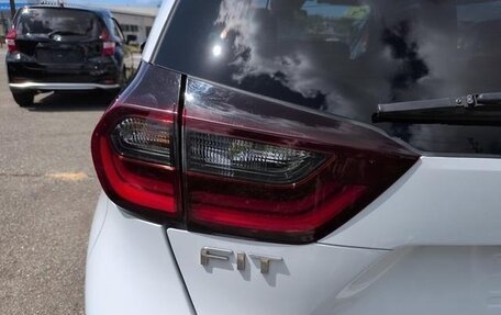 Honda Fit, 2021 год, 1 320 000 рублей, 10 фотография