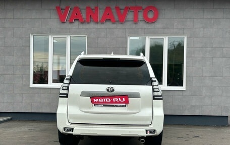 Toyota Land Cruiser Prado 150 рестайлинг 2, 2018 год, 5 250 000 рублей, 6 фотография