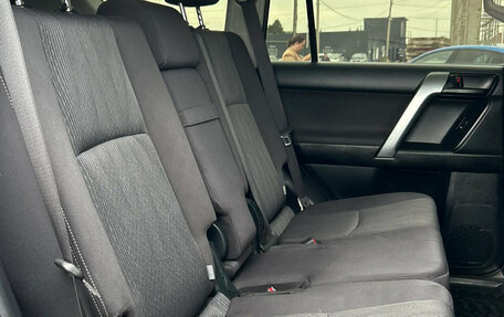 Toyota Land Cruiser Prado 150 рестайлинг 2, 2018 год, 5 250 000 рублей, 12 фотография
