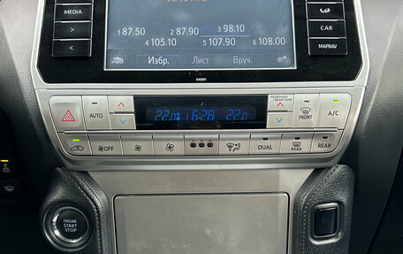Toyota Land Cruiser Prado 150 рестайлинг 2, 2018 год, 5 250 000 рублей, 22 фотография