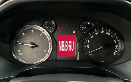 Toyota Land Cruiser Prado 150 рестайлинг 2, 2018 год, 5 250 000 рублей, 17 фотография