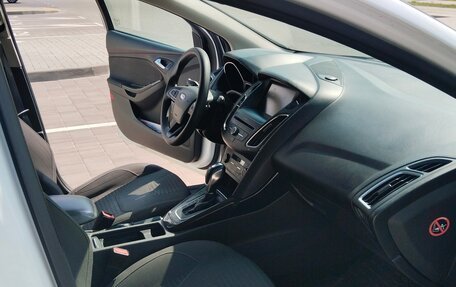 Ford Focus III, 2015 год, 900 000 рублей, 10 фотография