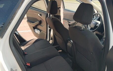 Ford Focus III, 2015 год, 900 000 рублей, 11 фотография