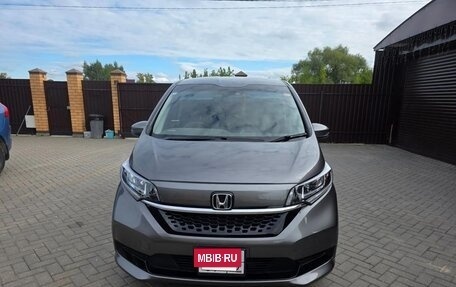 Honda Freed II, 2023 год, 2 050 000 рублей, 3 фотография