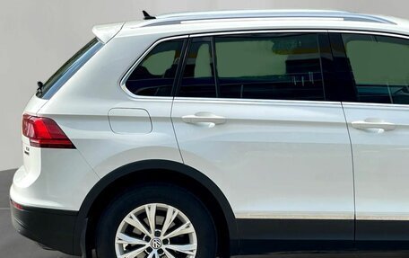 Volkswagen Tiguan II, 2017 год, 1 950 000 рублей, 7 фотография