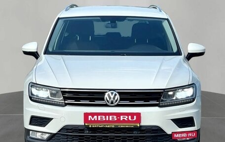 Volkswagen Tiguan II, 2017 год, 1 950 000 рублей, 2 фотография