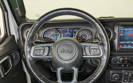 Jeep Wrangler, 2018 год, 3 600 000 рублей, 21 фотография