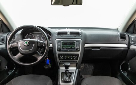 Skoda Octavia, 2011 год, 988 000 рублей, 13 фотография