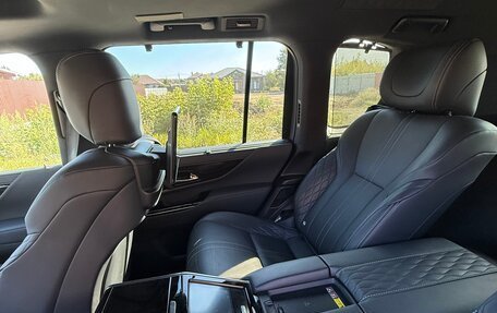 Lexus LX, 2023 год, 18 000 000 рублей, 3 фотография