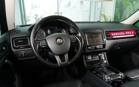 Volkswagen Touareg III, 2015 год, 3 148 000 рублей, 6 фотография