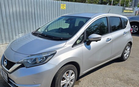 Nissan Note II рестайлинг, 2017 год, 896 000 рублей, 2 фотография