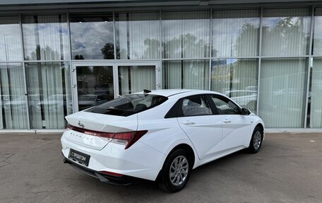 Hyundai Elantra, 2022 год, 1 850 000 рублей, 5 фотография