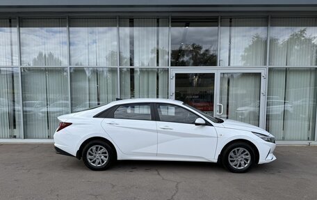 Hyundai Elantra, 2022 год, 1 850 000 рублей, 4 фотография