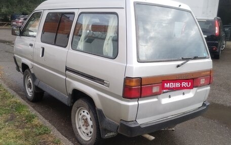 Toyota Lite Ace III, 1991 год, 455 000 рублей, 4 фотография