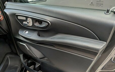Mercedes-Benz V-Класс, 2022 год, 7 838 400 рублей, 13 фотография