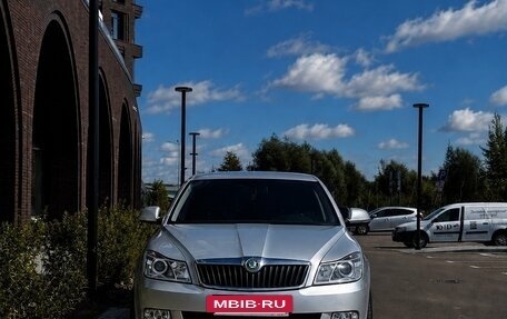 Skoda Octavia, 2011 год, 800 000 рублей, 2 фотография