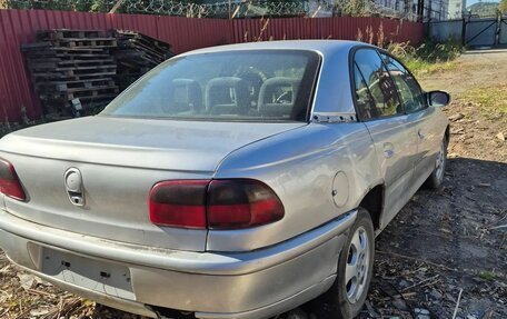 Opel Omega B, 1994 год, 111 000 рублей, 10 фотография