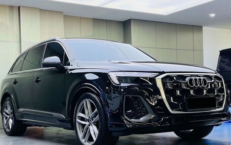 Audi Q7, 2024 год, 10 000 000 рублей, 3 фотография