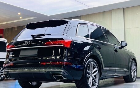 Audi Q7, 2024 год, 10 000 000 рублей, 6 фотография