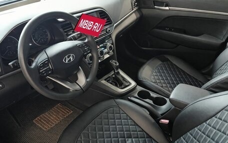 Hyundai Elantra VI рестайлинг, 2018 год, 1 350 000 рублей, 7 фотография