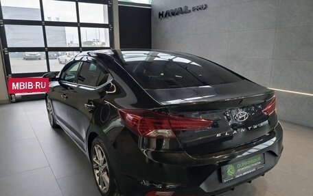 Hyundai Elantra VI рестайлинг, 2018 год, 1 350 000 рублей, 6 фотография