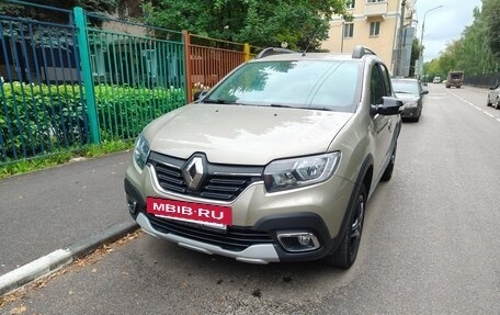 Renault Sandero II рестайлинг, 2022 год, 1 400 000 рублей, 2 фотография