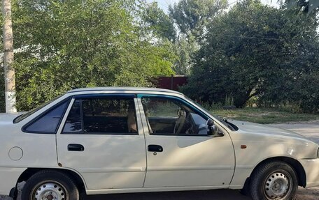 Daewoo Nexia I рестайлинг, 2012 год, 350 000 рублей, 3 фотография