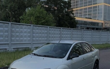 Ford Focus II рестайлинг, 2005 год, 355 000 рублей, 2 фотография