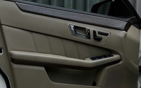 Mercedes-Benz E-Класс, 2009 год, 1 699 000 рублей, 31 фотография