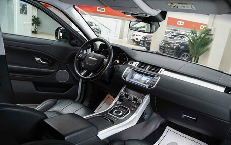 Land Rover Range Rover Evoque I, 2018 год, 2 350 000 рублей, 5 фотография