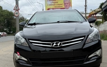 Hyundai Solaris II рестайлинг, 2015 год, 870 000 рублей, 4 фотография