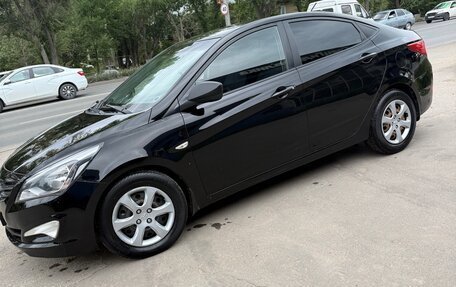 Hyundai Solaris II рестайлинг, 2015 год, 870 000 рублей, 12 фотография