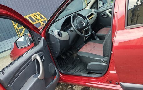 Renault Sandero I, 2012 год, 650 000 рублей, 2 фотография
